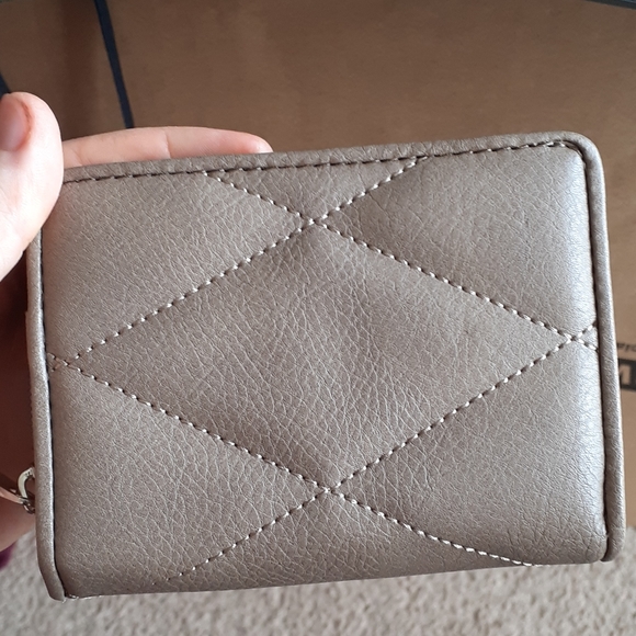 Light Brown Women's Roots Wallet with RFID - Picture 3 of 7